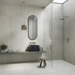 Bodenfliese Feinsteinzeug Travertino 60 x 120 cm grau/weiß