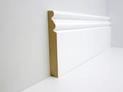B.S. Bauprogramm Altbausockel 250 cm 125 x 18 mm Blütenweiß