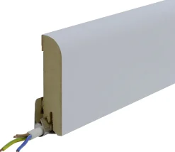 B.S. Bauprogramm Clip-Sockelleiste 250 cm 80 x 18 mm Blütenweiß