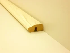 B.S. Bauprogramm Deckenabschlußleiste 260 cm 36 x 17 mm AstEiche hell