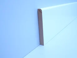 B.S. Bauprogramm Sockelleiste 250 cm 80 x 10 mm Blütenweiß