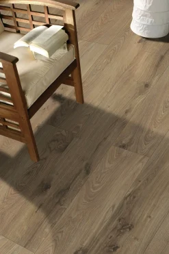 Classen Laminat 7 mm 4V 128,6 x 19,4 cm 7 mm Oak nature red