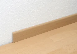 FN Neuhofer Fußleiste 240 cm 29 x 5 mm Buche natur
