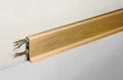 FN Neuhofer Klemmsockelleiste 250 cm 50 x 22,5 mm Kirsch SB