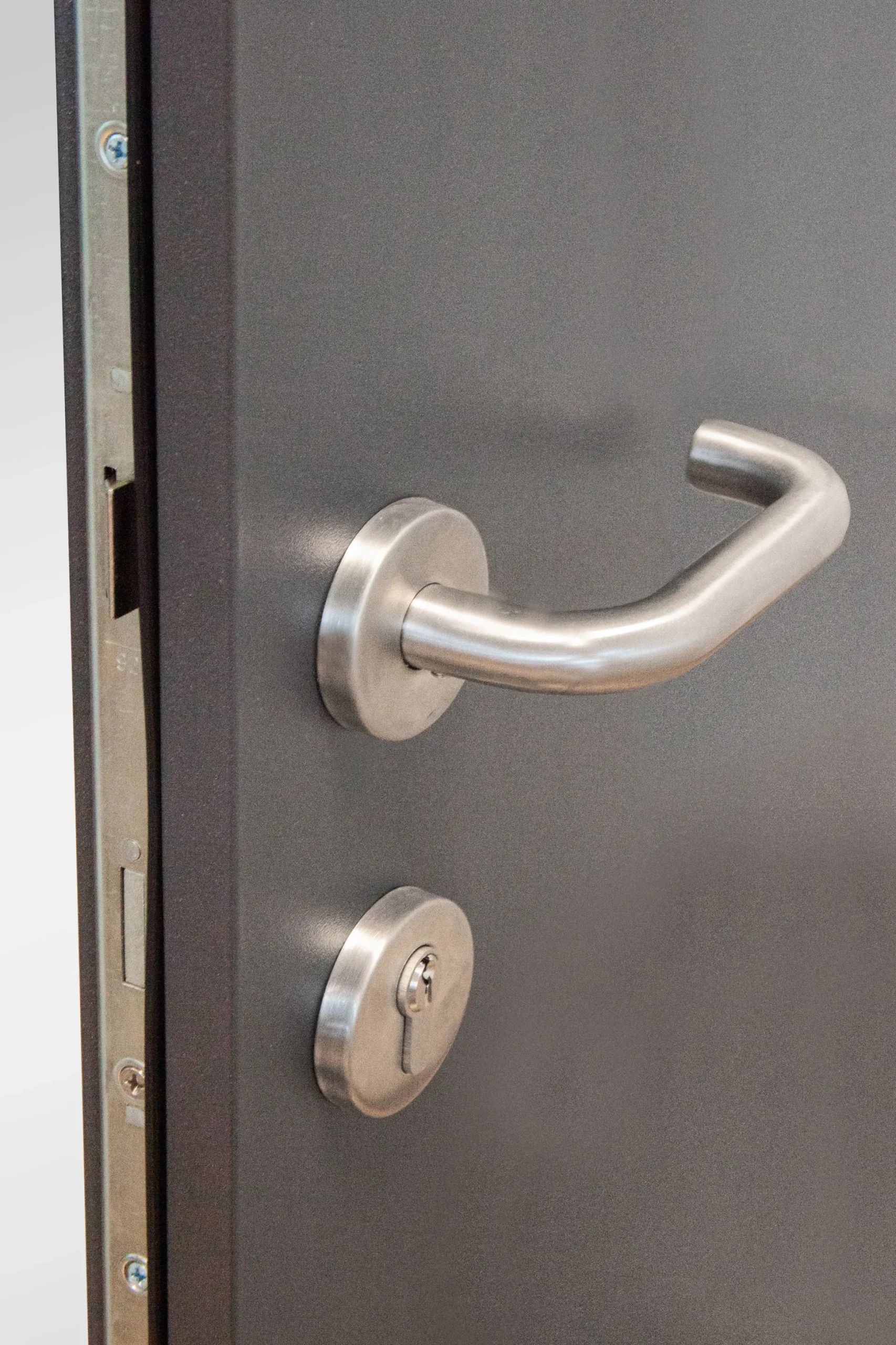 Splendoor Haustür Passivedoor Premium B07 Anthrazit DIN Rechts 110 x 210 cm