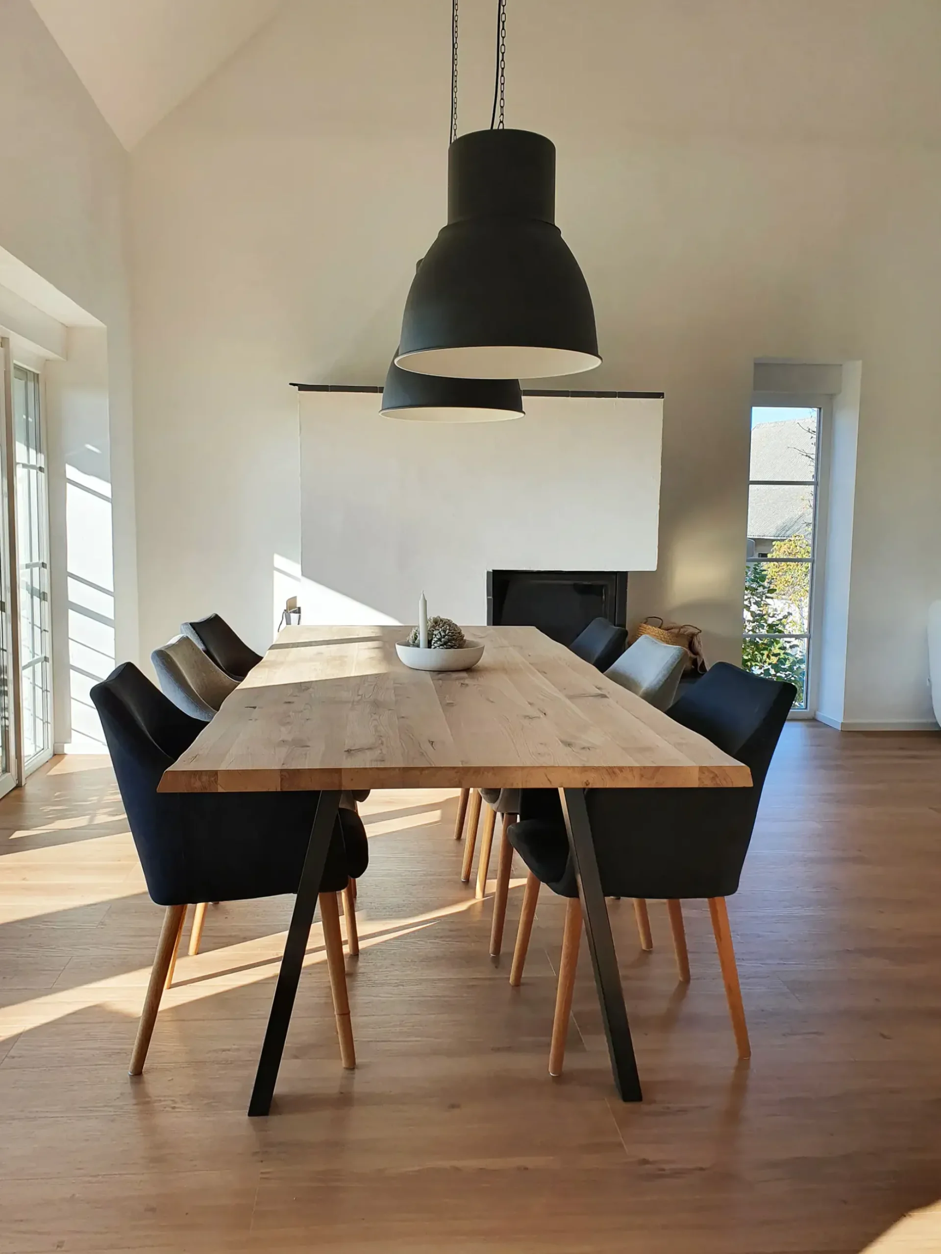 Tischplatte "Live Edge" Eiche massiv mit Waldkante 200 x 90 cm 38 mm