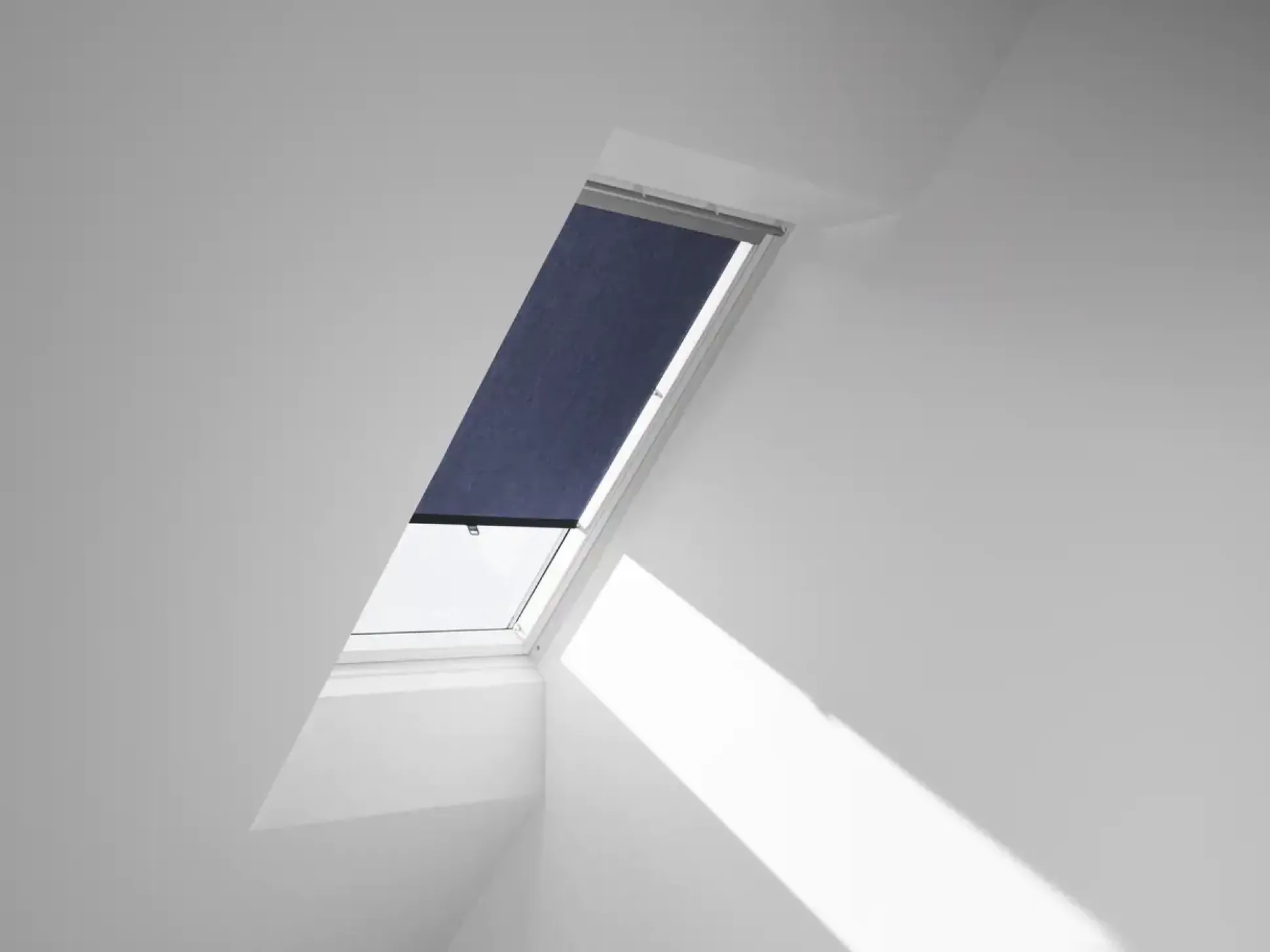 VELUX Rollo H-Krallen RHL SK00 9050 dunkelblau
